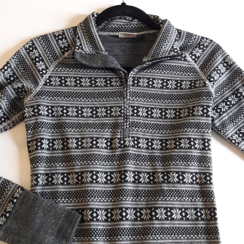 Kavu sweater snowflake pattern
